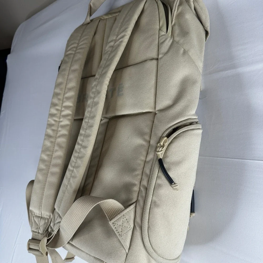 Brevite The Runner Camera Backpack (Boulder Tan)